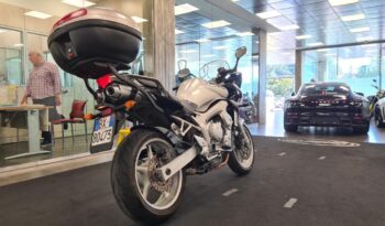 YAMAHA FAZER FZ6 pieno