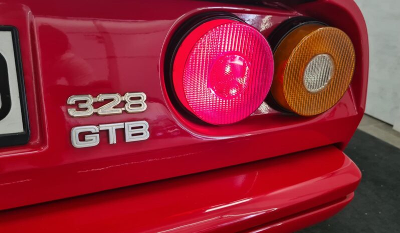 FERRARI 328GTB pieno