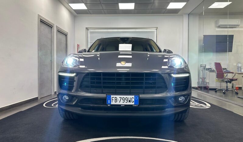 PORSCHE MACAN S pieno