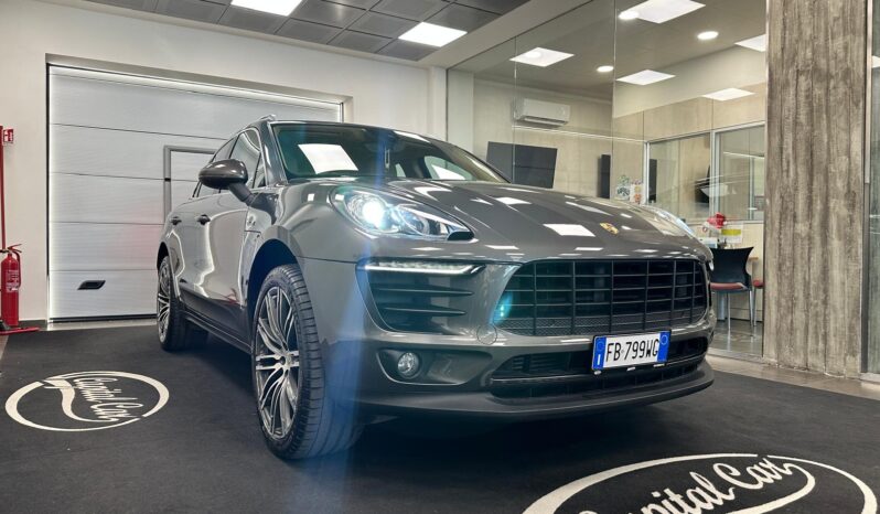 PORSCHE MACAN S pieno