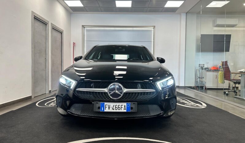 MERCEDES-BENZ A180D SPORT pieno