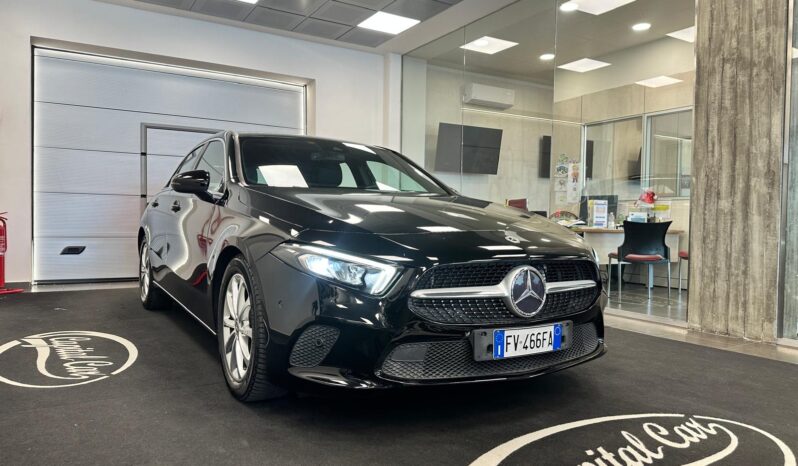 MERCEDES-BENZ A180D SPORT pieno