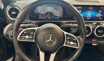 MERCEDES-BENZ A180D SPORT pieno