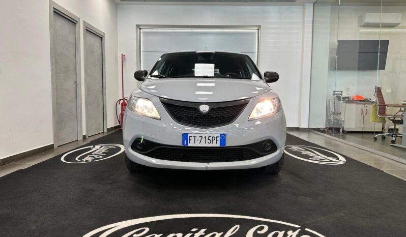 LANCIA YPSILON pieno