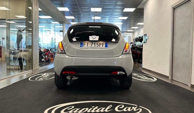 LANCIA YPSILON pieno