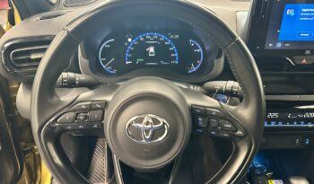 TOYOTA YARIS CROSS pieno