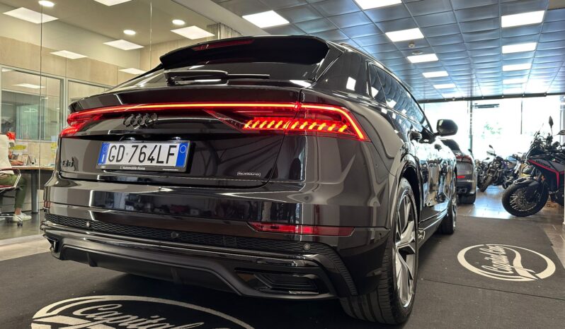 AUDI Q8 50TDI pieno