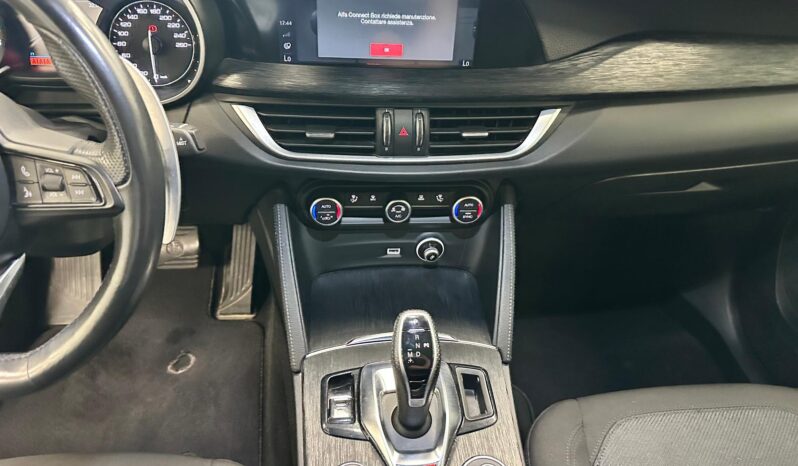 ALFA ROMEO STELVIO 2.2 190CV pieno