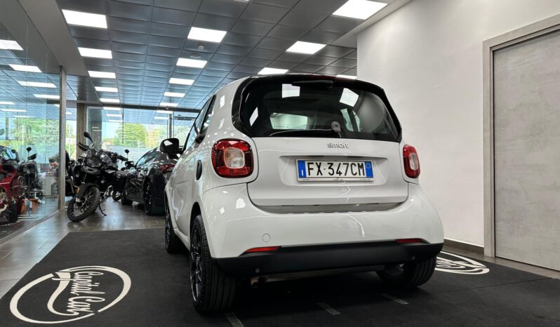 SMART FOR TWO pieno