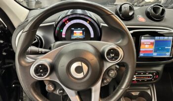 SMART FORFOUR pieno