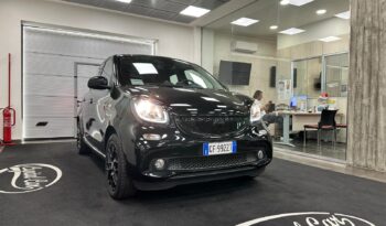 SMART FORFOUR pieno