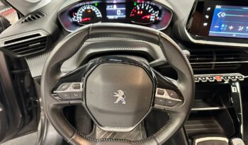 PEUGEOT 208 pieno