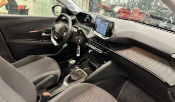 PEUGEOT 208 pieno