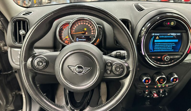 MINI COUNTRYMAN ONE D pieno