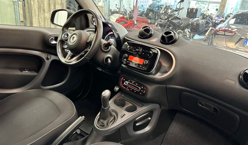 SMART FORTWO pieno