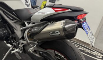 TRIUMPH STREET TRIPLE RS pieno