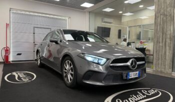 MERCEDES-BENZ A180 D pieno