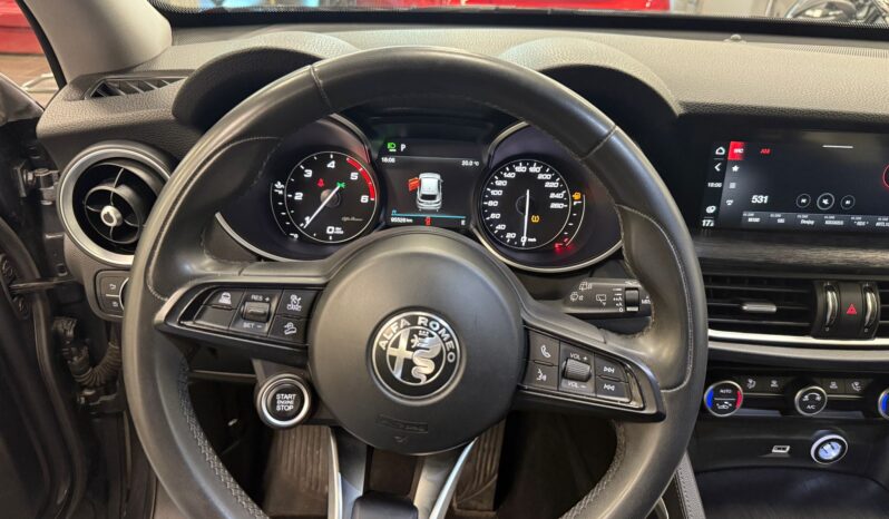 ALFA ROMEO STELVIO 2.2D 160CV pieno