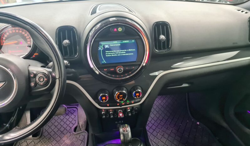 MINI COUNTRYMAN COOPER SD pieno