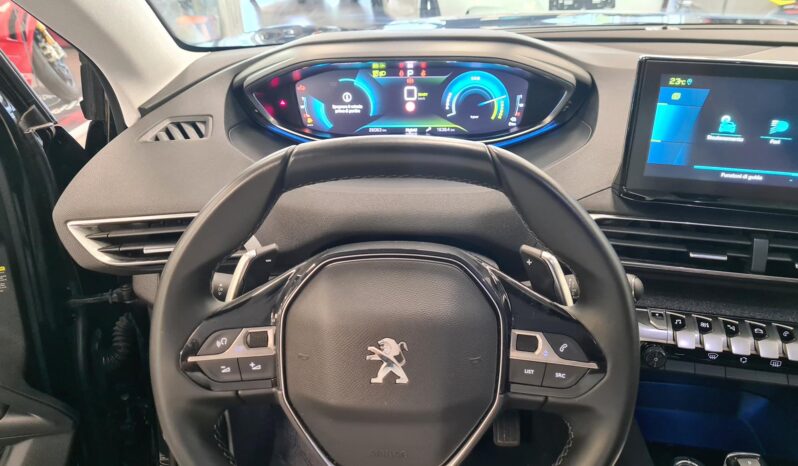 PEUGEOT 3008 PHEV pieno