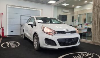 KIA RIO pieno