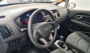 KIA RIO pieno