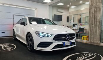 MERCEDES-BENZ CLA SHOOTING BRAKE 200D PREMIUM pieno