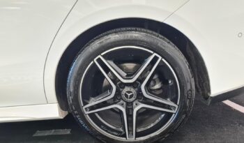 MERCEDES-BENZ CLA SHOOTING BRAKE 200D PREMIUM pieno