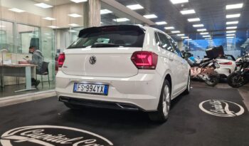 VOLKSWAGEN POLO R-LINE pieno