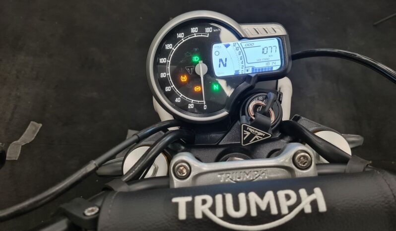 TRIUMPH SCRAMBLER 400X pieno